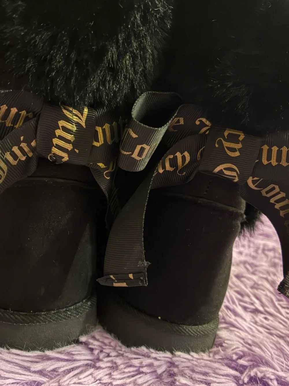 Juicy Couture KING Black Faux Fur Trim Ribbon Pull On Faux Suede Ankle Bootie 8 - Picture 2 of 6
